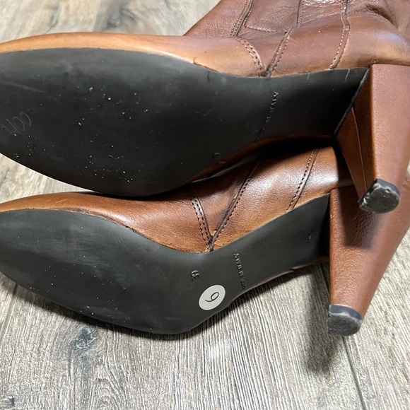 David Dixon Soft Brown Leather Knee High Heeled Boots Size 9 - Picture 6 of 10